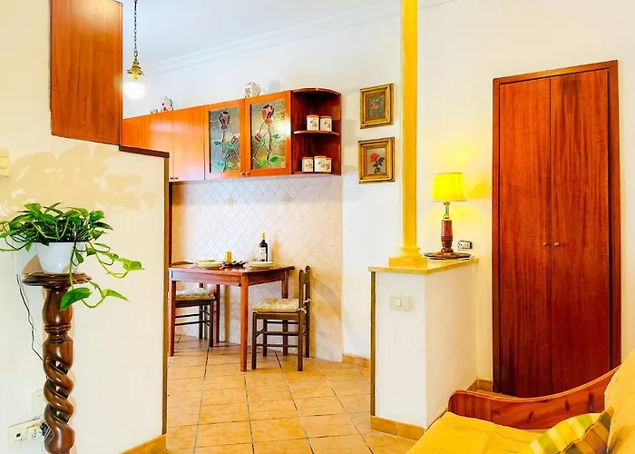Giardino Degli Aranci Lulus Apartment